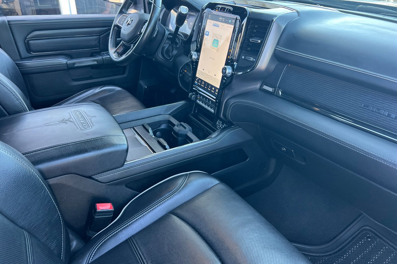 Used 2022 RAM 3500 Limited image 15