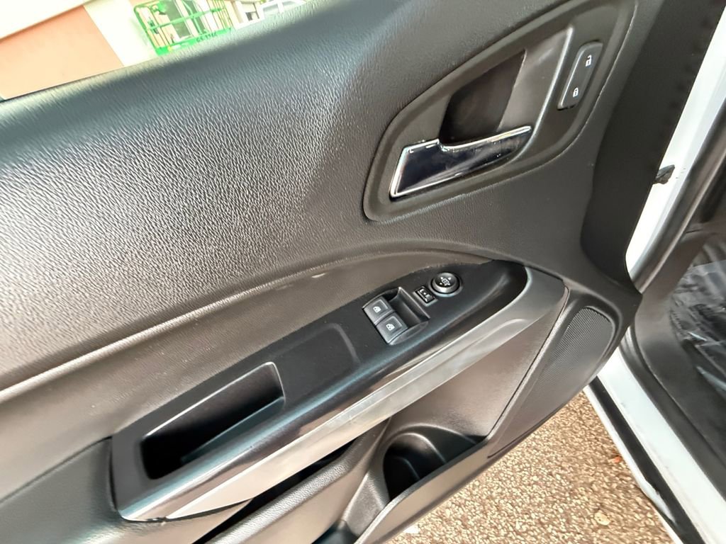 Used 2022 Chevrolet Colorado LT w/ Fleet Safety Package image 11