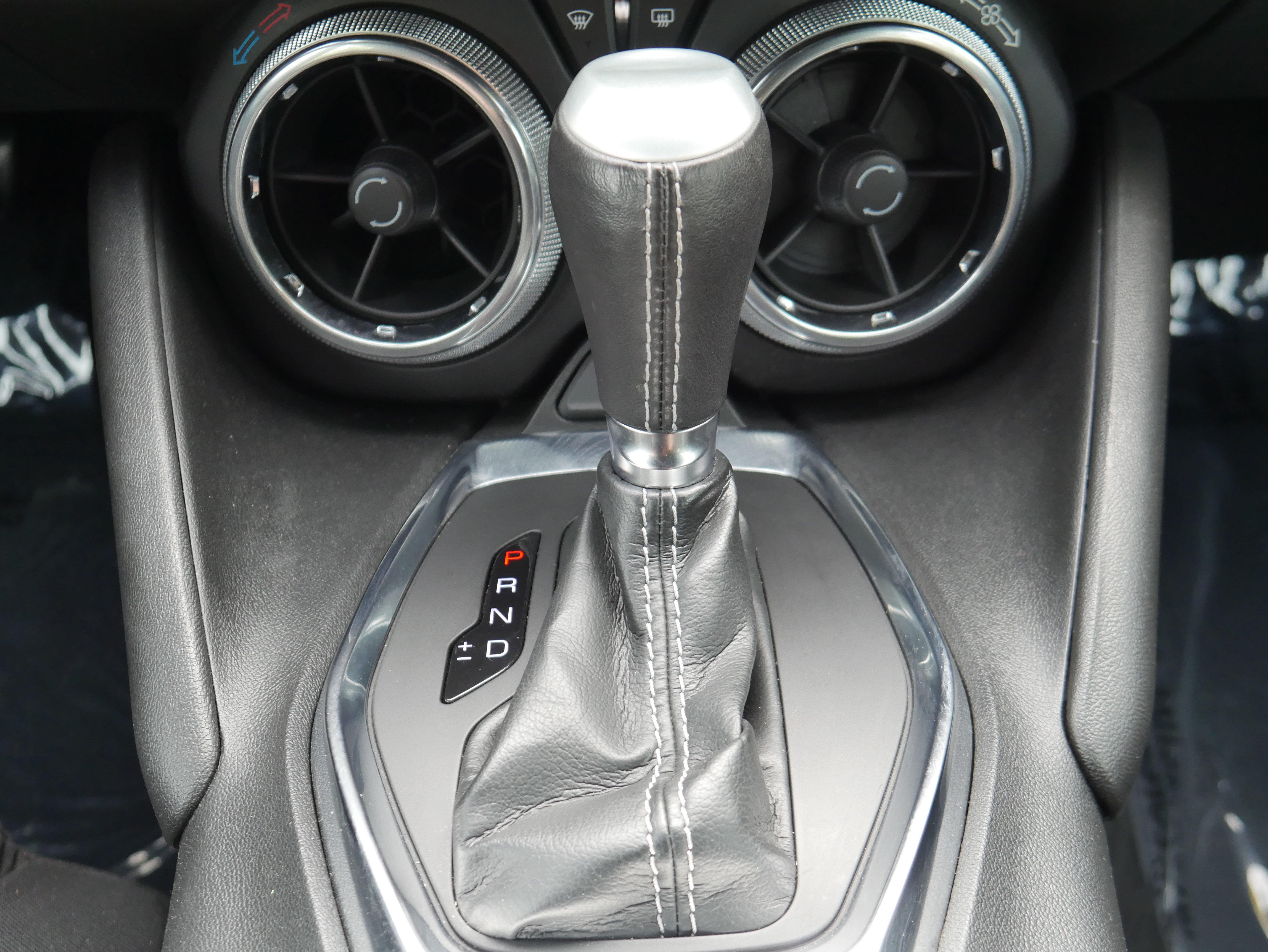 Used 2023 Chevrolet Camaro LT RWD image 19
