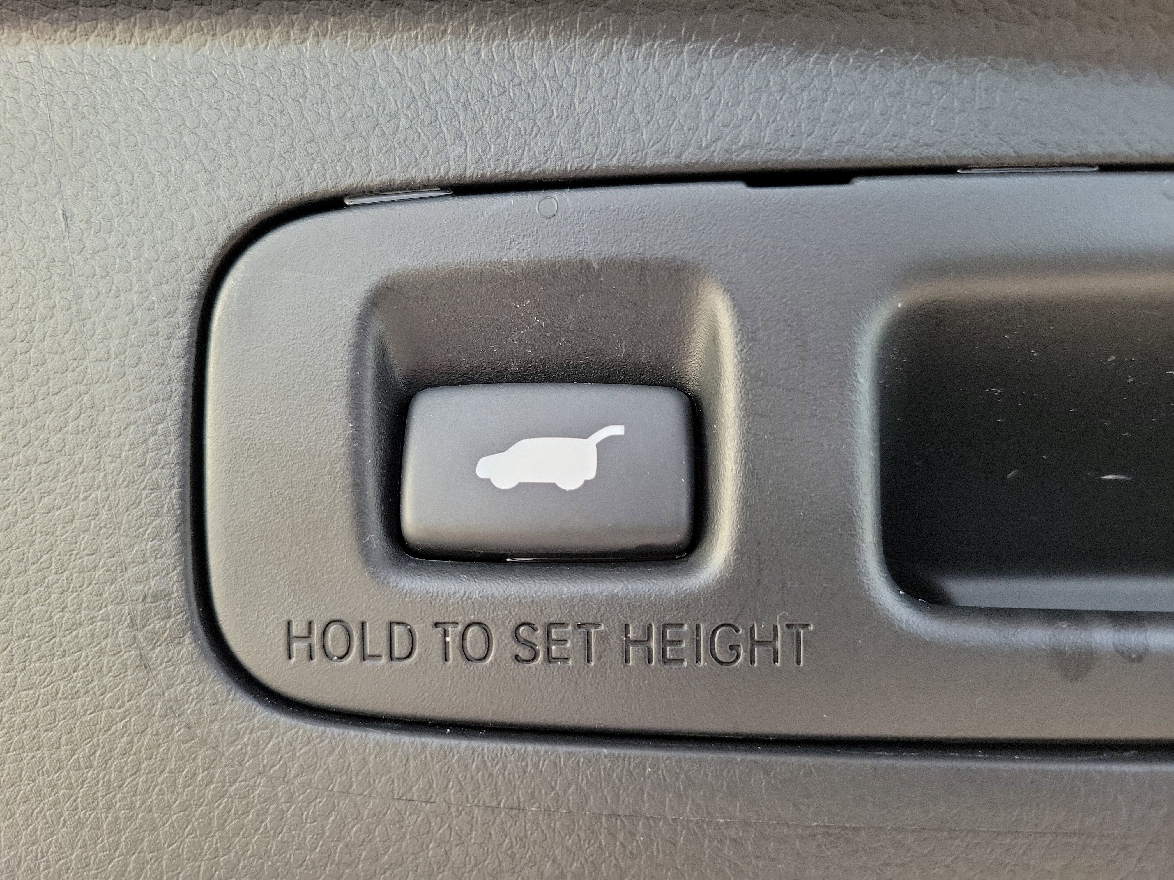 Used 2024 Honda CR-V EX-L image 12