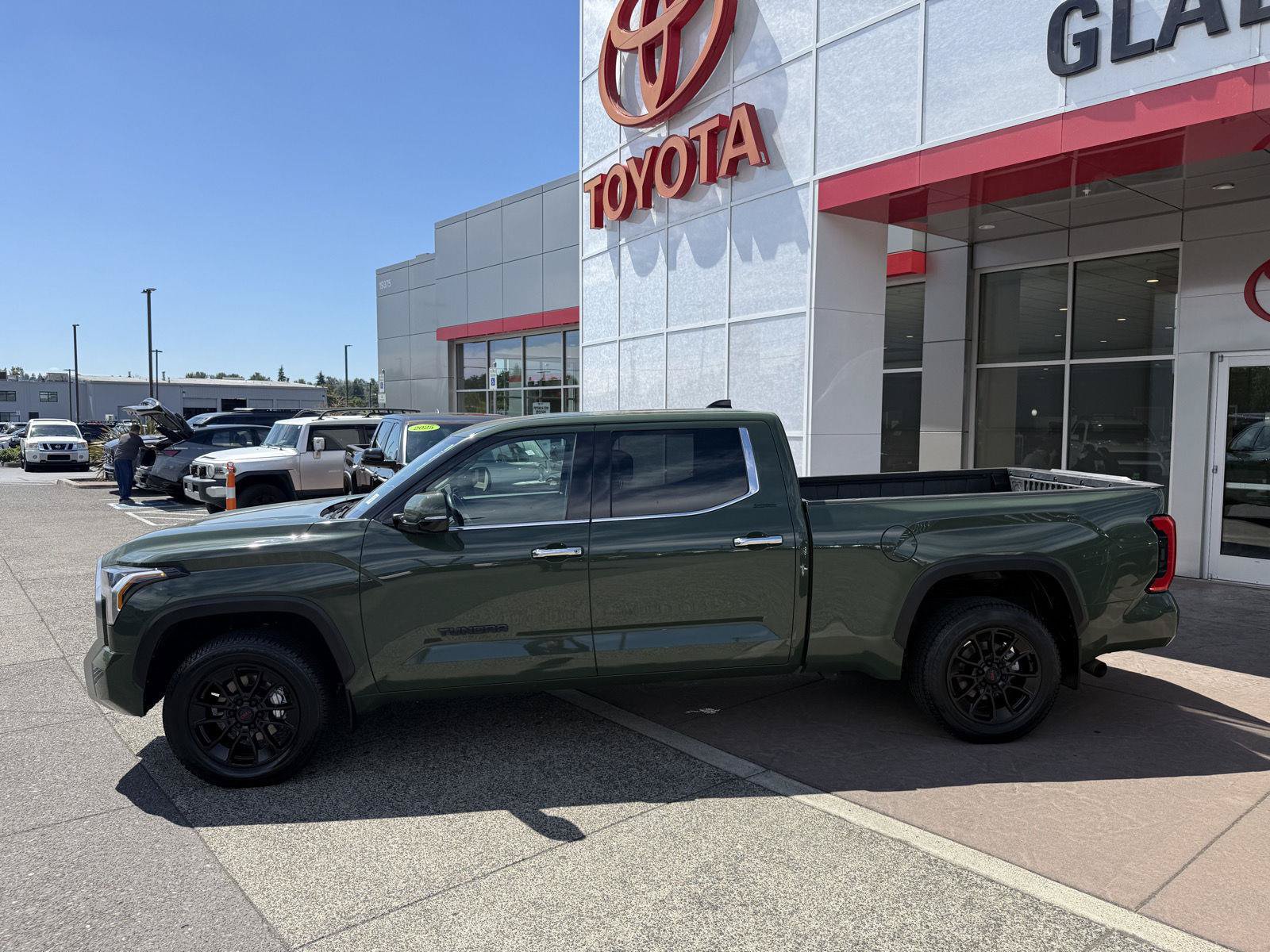Used 2023 Toyota Tundra Limited w/ TRD Off-Road Package AWD/4WD image 3