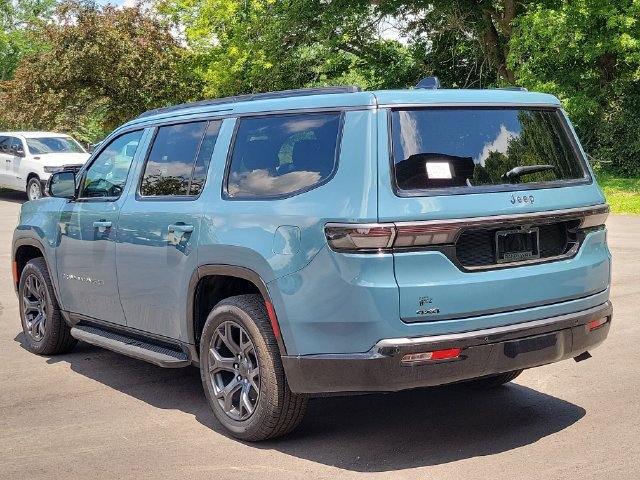 New 2026 Jeep Grand Wagoneer Limited AWD/4WD image 3