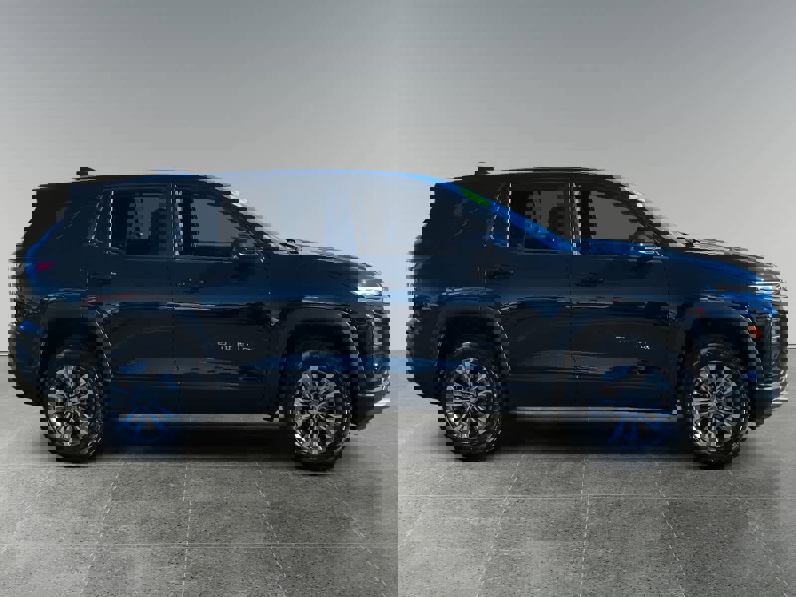 Used 2025 Chevrolet Equinox LT image 6