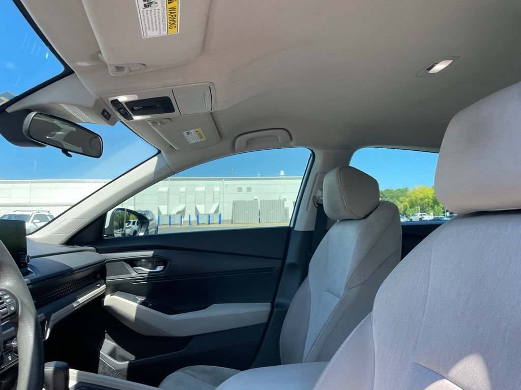 Certified 2025 Honda Accord LX image 27