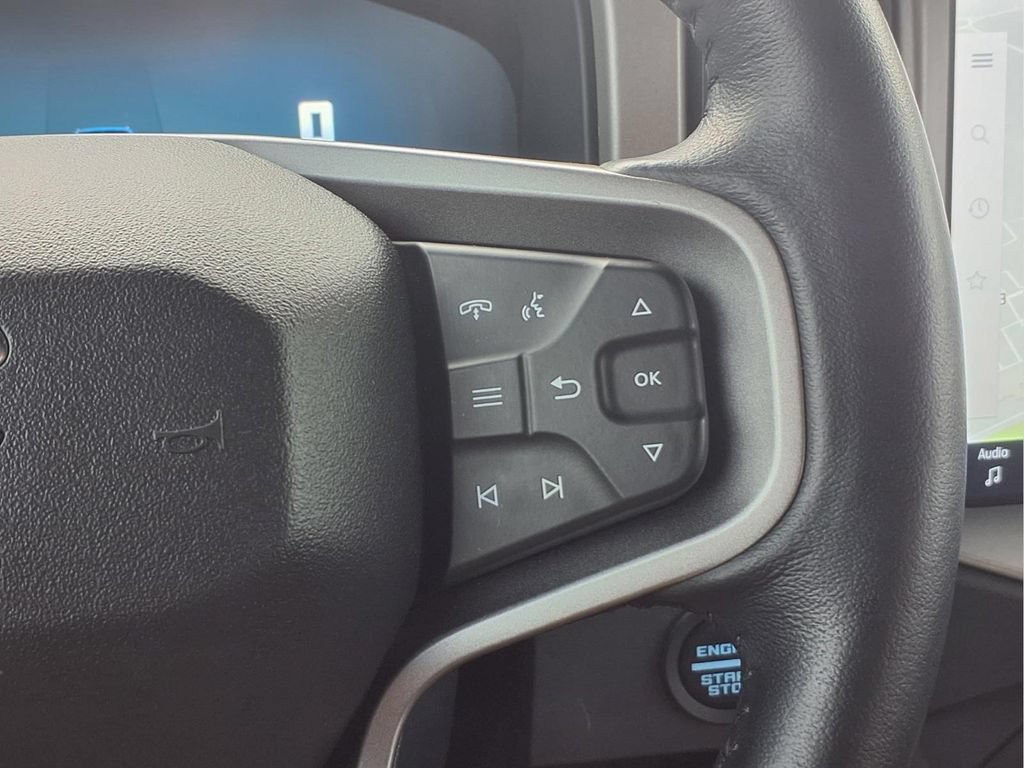 Used 2025 Ford Bronco Outer Banks AWD/4WD image 14