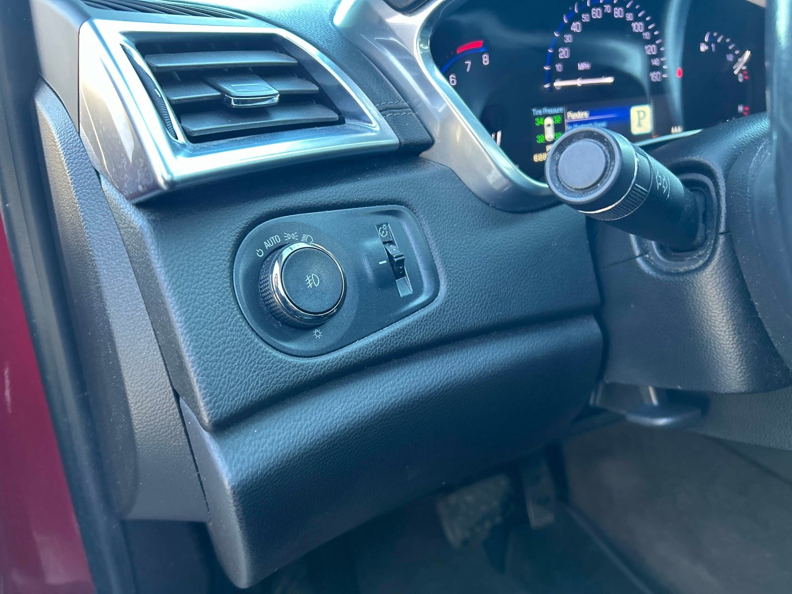 Used 2014 Cadillac SRX Premium image 24