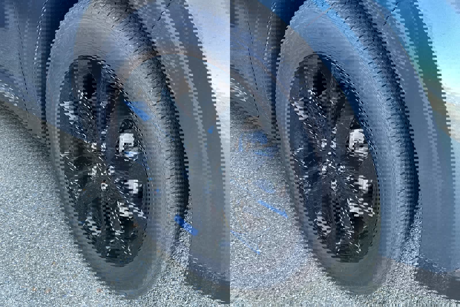 Used 2024 Kia Carnival SX image 12