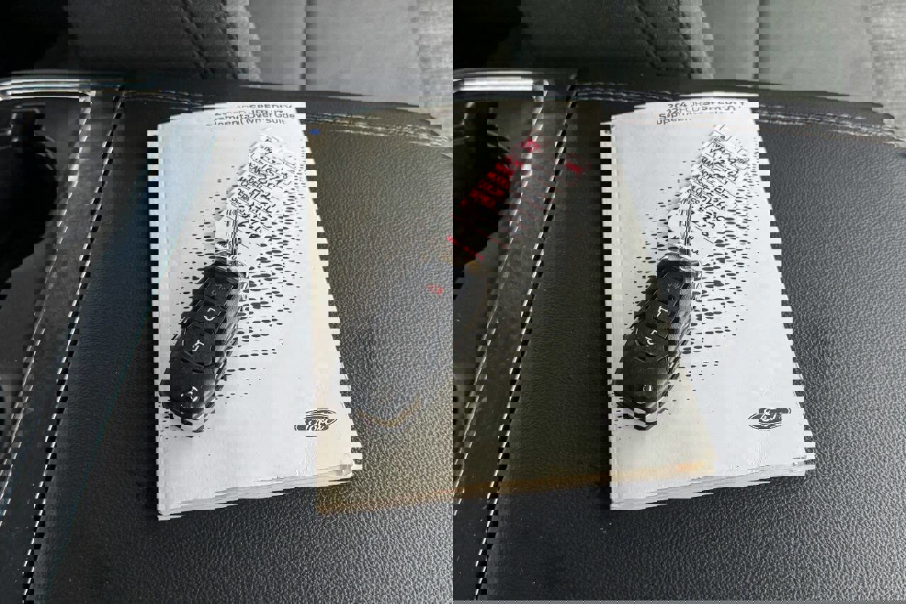 Used 2024 Ford F250 XLT w/ FX4 Off-Road Package image 36