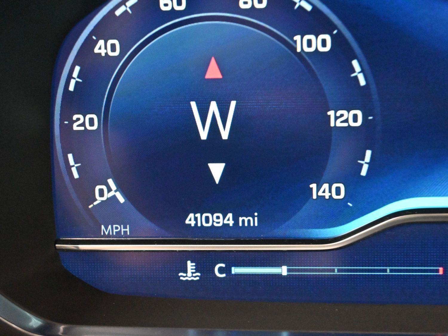 Used 2024 Chevrolet Suburban High Country image 22