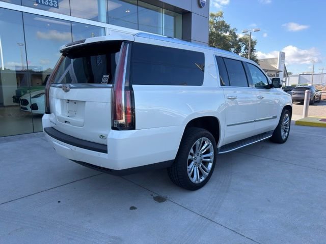 Used 2015 Cadillac Escalade ESV Luxury AWD/4WD image 4
