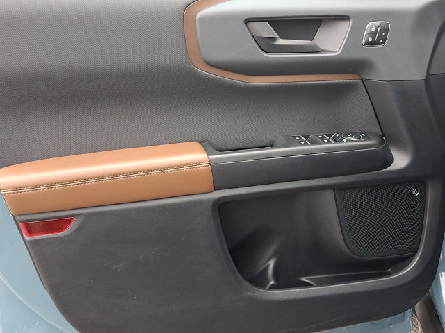 Used 2023 Ford Bronco Sport Outer Banks w/ Tech Package image 12