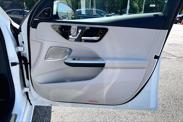 Certified 2023 Mercedes-Benz C 300 4MATIC Sedan w/ Pinnacle Trim Package image 19