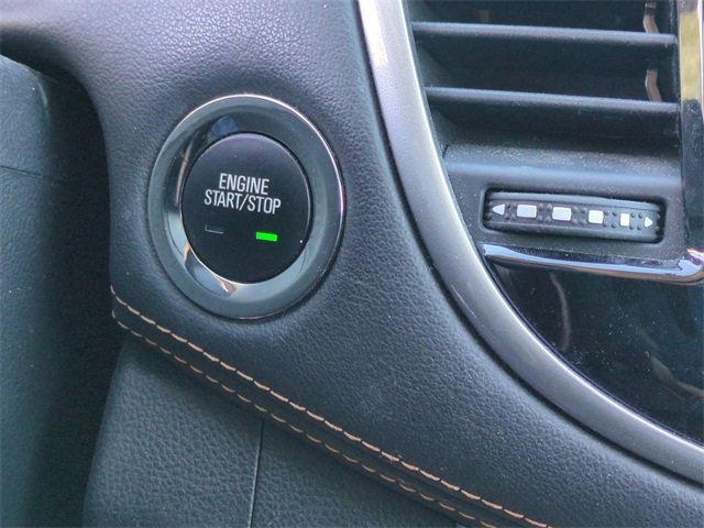 Certified 2018 Chevrolet Trax LT w/ LT Convenience Package image 18