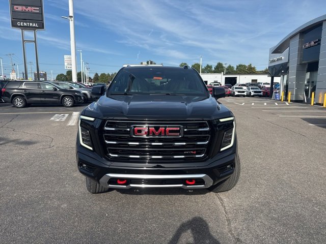 New 2026 GMC Yukon AT4 w/ AT4 Premium Package image 2
