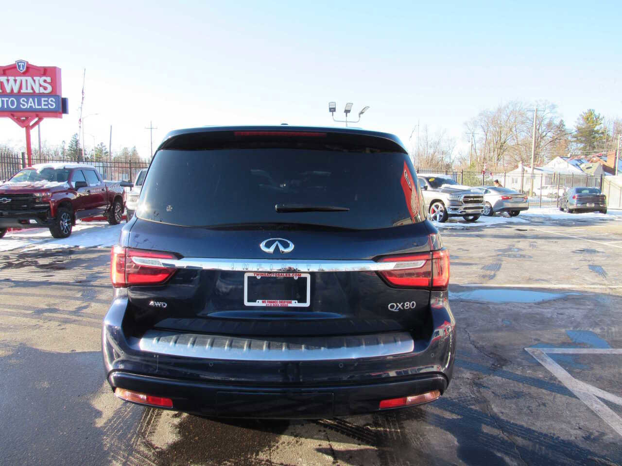 Used 2024 INFINITI QX80 Luxe image 6