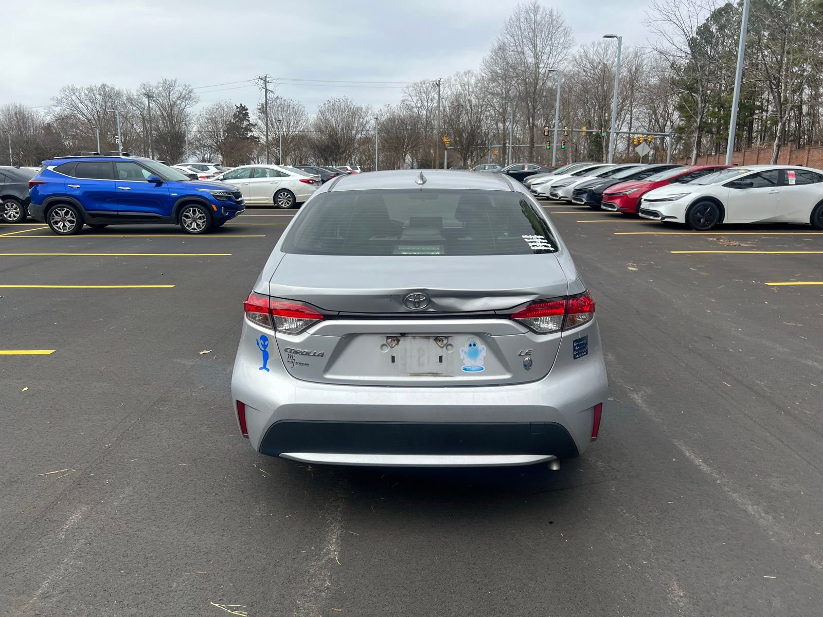 Used 2021 Toyota Corolla LE image 18