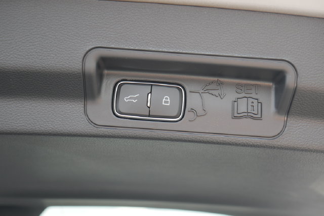 New 2026 Ford Explorer Active w/ Active Comfort Package AWD/4WD image 12