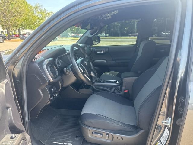 Used 2021 Toyota Tacoma TRD Off-Road image 22