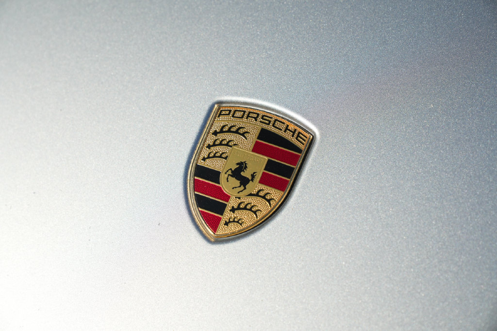 Certified 2021 Porsche Taycan 4S AWD/4WD image 8