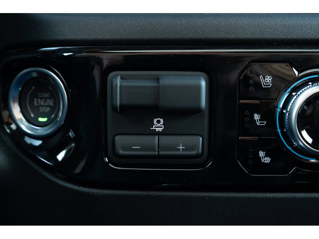 New 2026 GMC Sierra 1500 SLT image 30