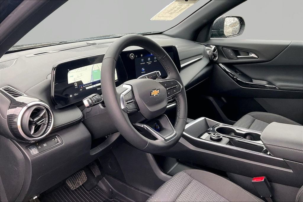 Used 2026 Chevrolet Equinox LT w/ LPO, Floor Liner Package FWD image 20