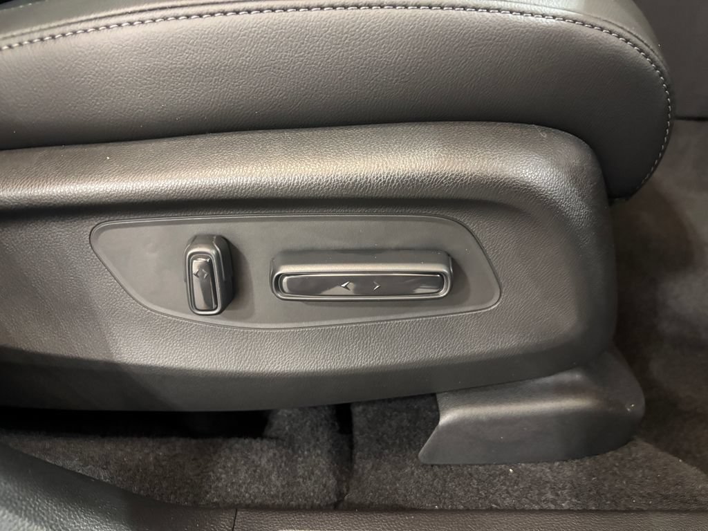 New 2026 Honda CR-V EX-L image 13