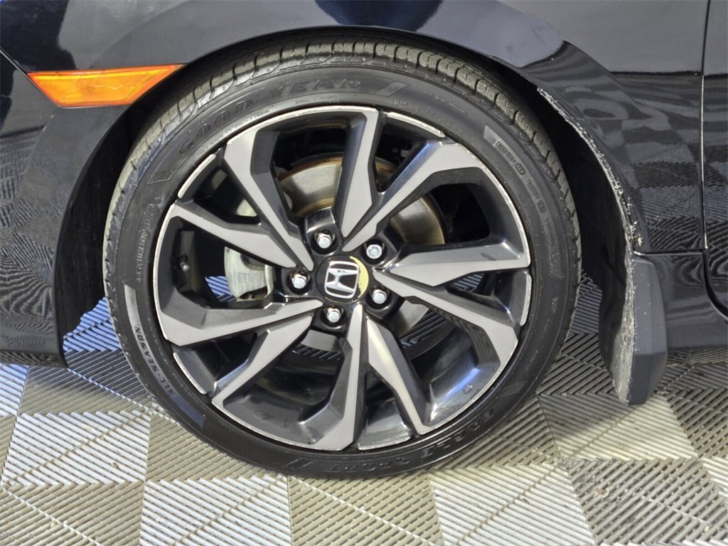 Used 2019 Honda Civic Sport image 5