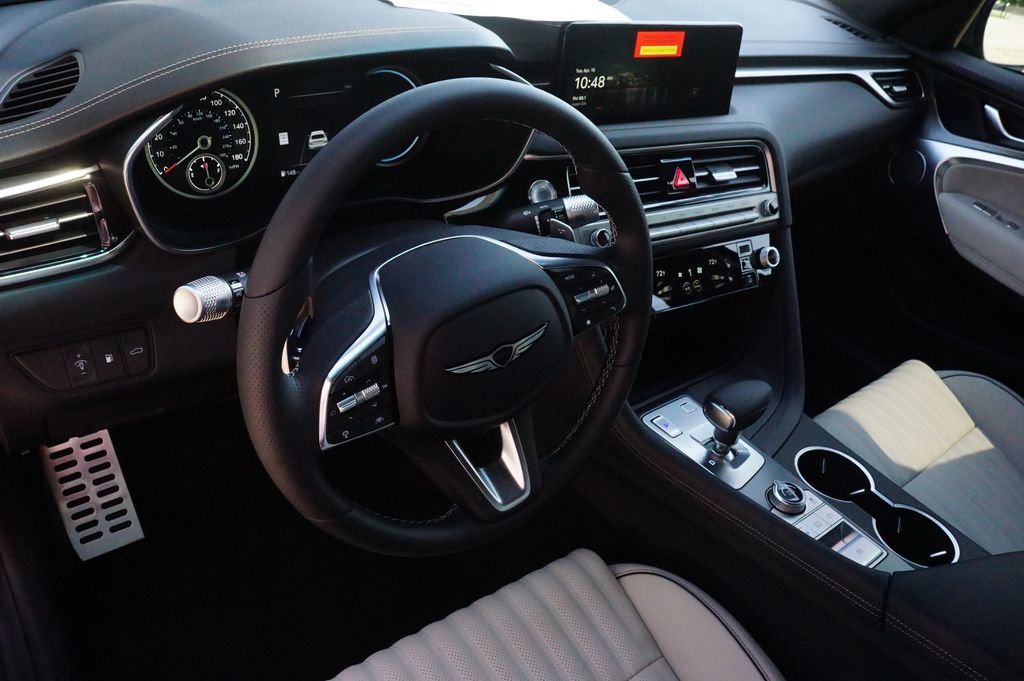 New 2025 Genesis G70 2.5T w/ Sport Prestige Package image 17