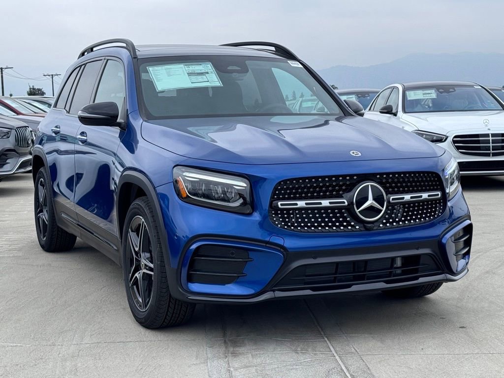 New 2024 Mercedes-Benz GLB 250 image 1
