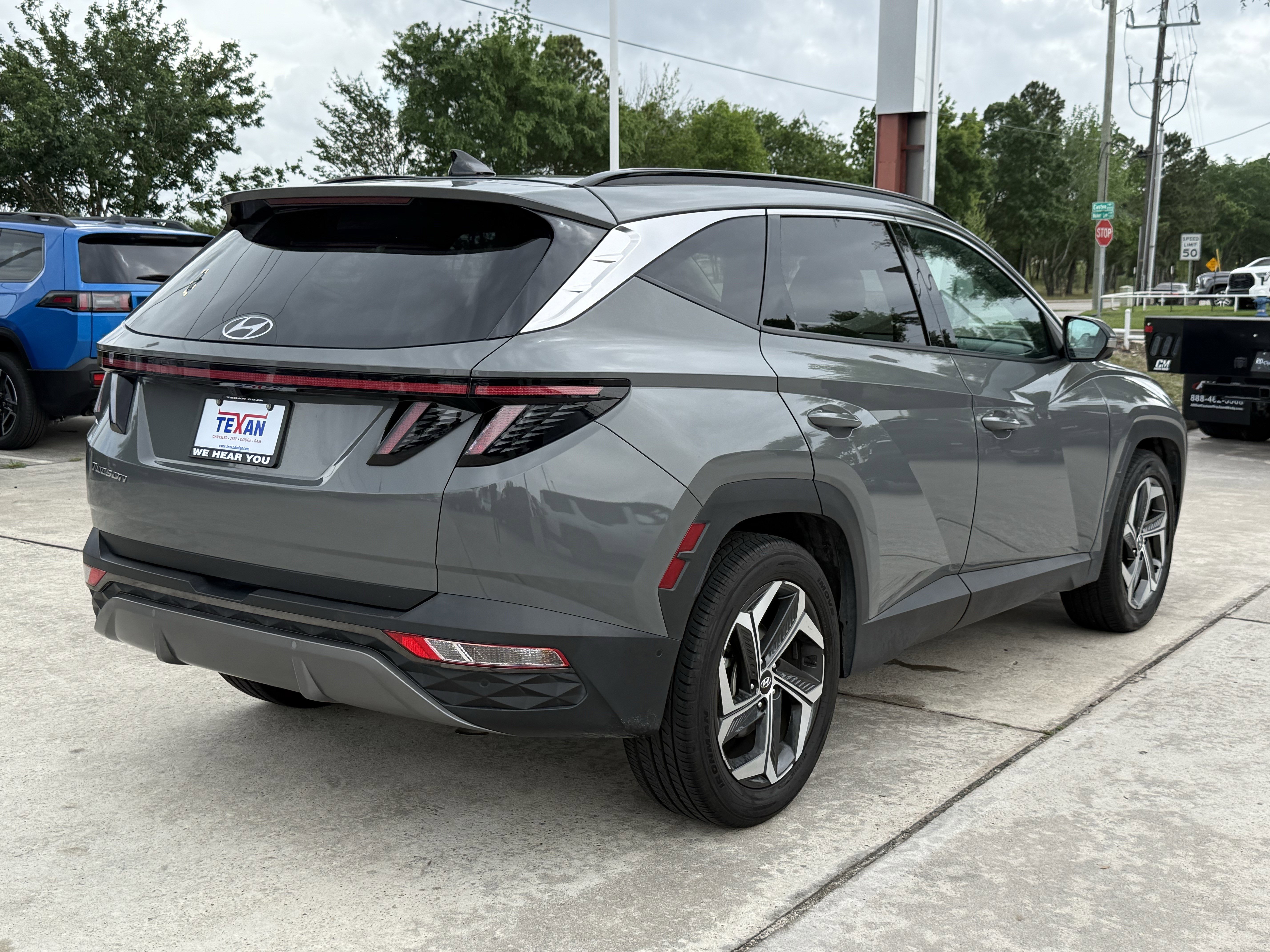 Used 2024 Hyundai Tucson Limited FWD image 5