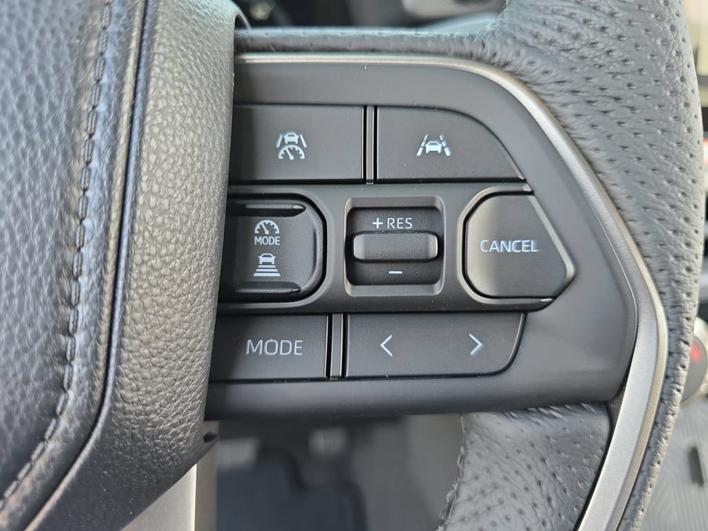Used 2025 Toyota Tacoma TRD Off-Road AWD/4WD image 20