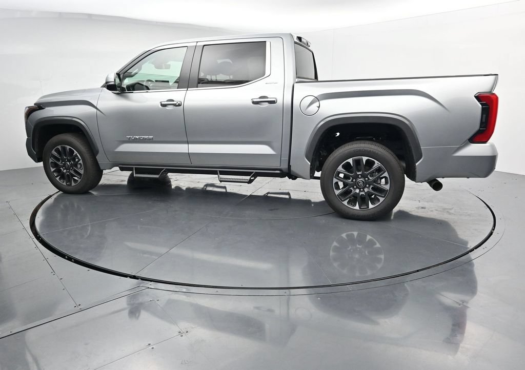 Used 2026 Toyota Tundra Limited AWD/4WD image 5