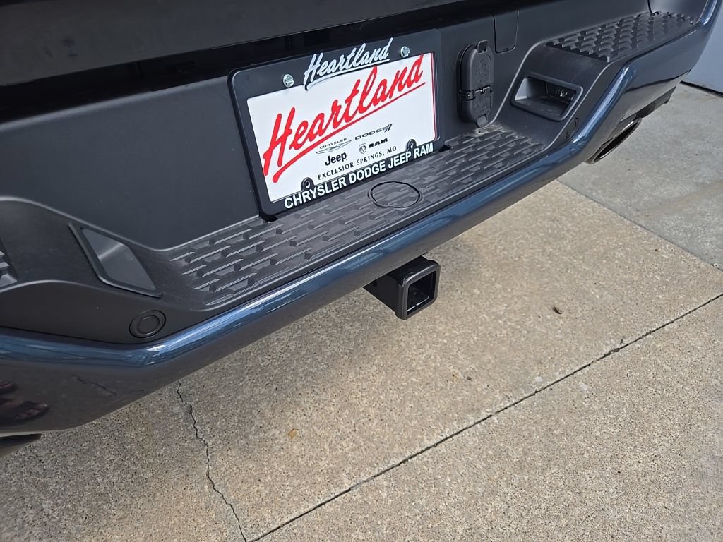 New 2027 RAM 1500 Express AWD/4WD image 24