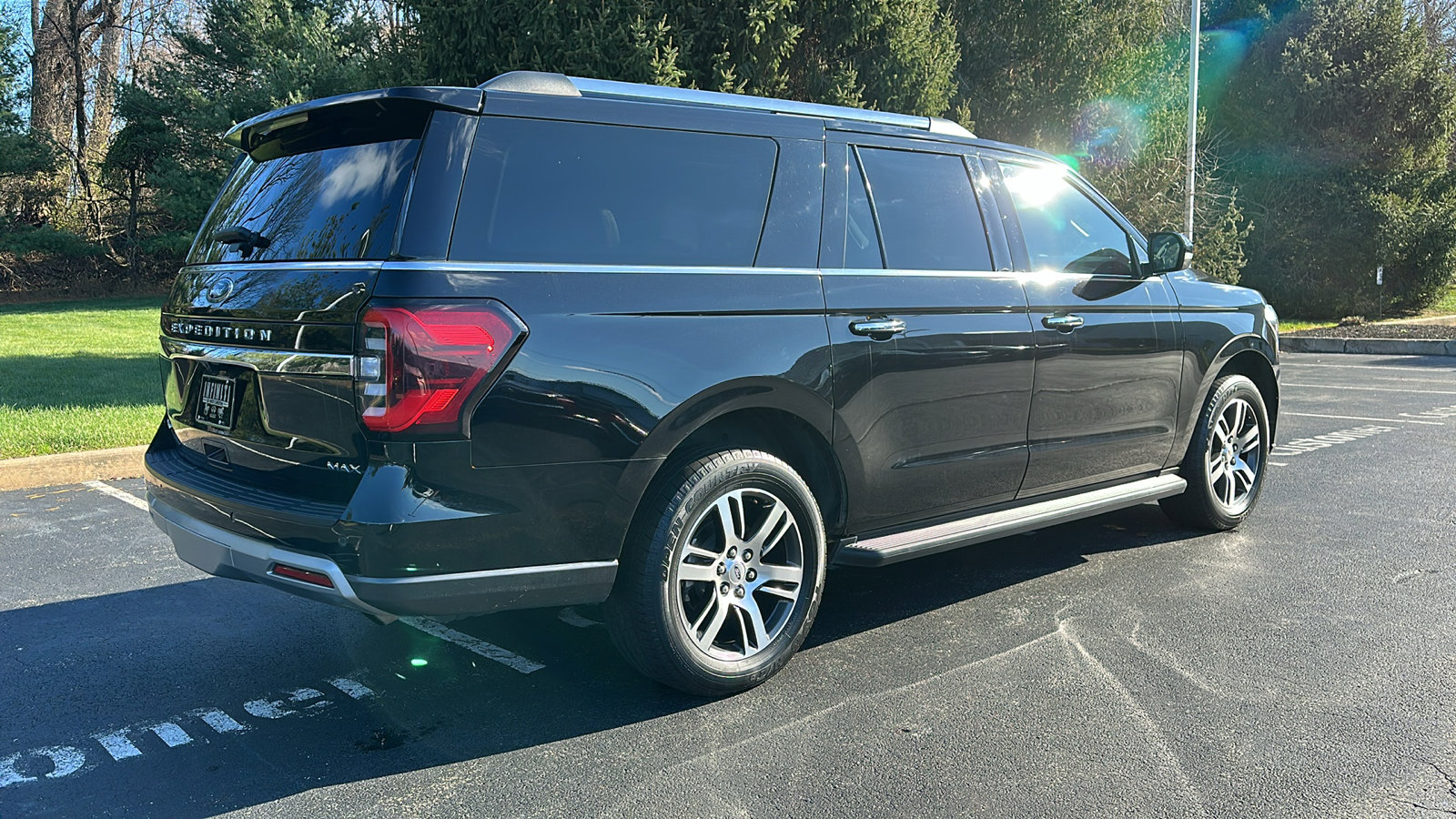 Used 2024 Ford Expedition Max Limited image 8