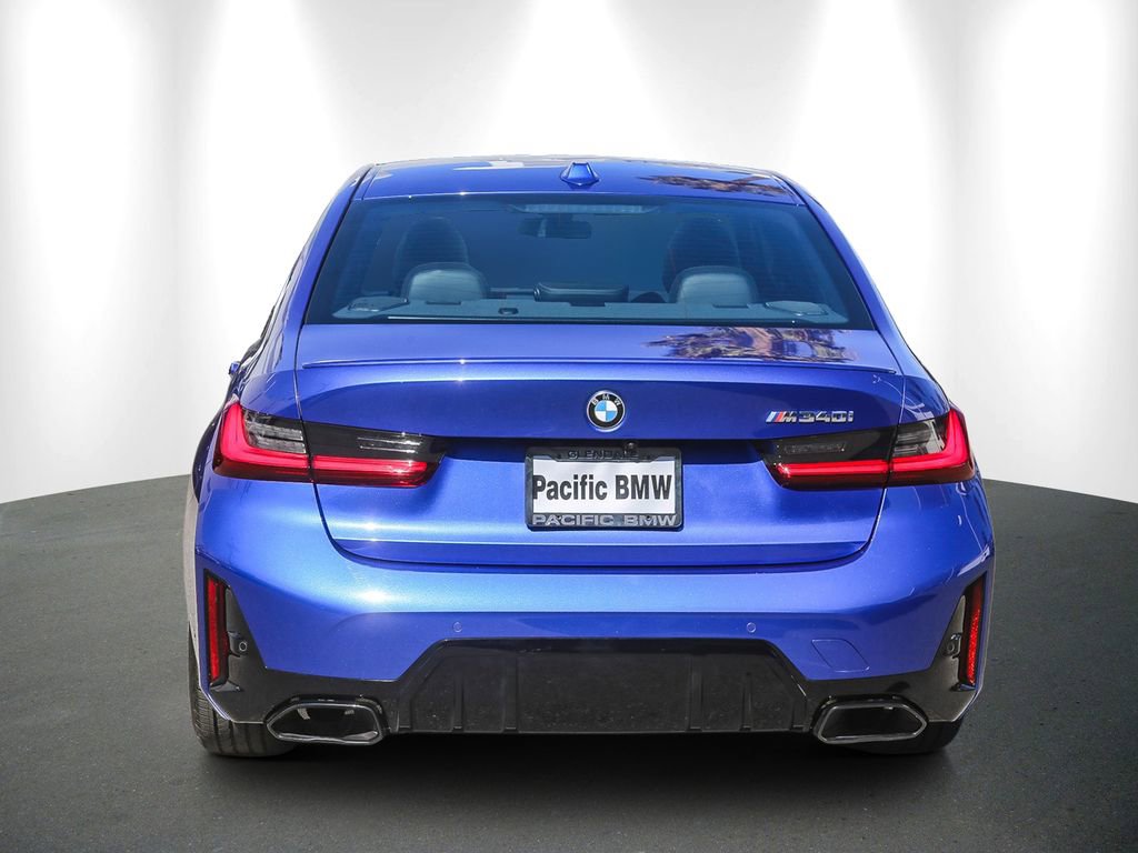 Used 2025 BMW M340i Sedan RWD image 5