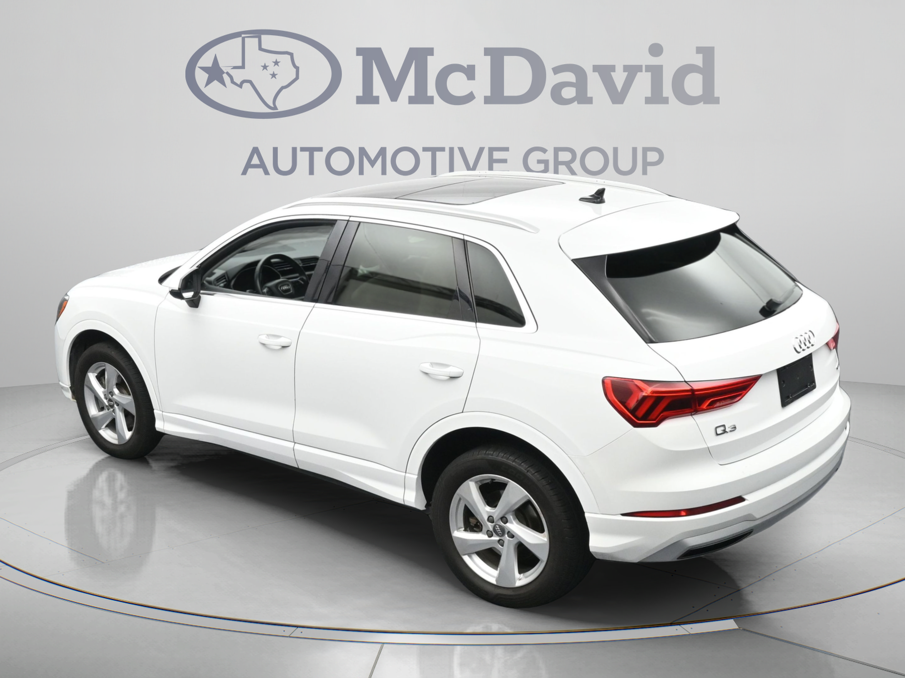 Used 2020 Audi Q3 2.0T Premium AWD/4WD image 37