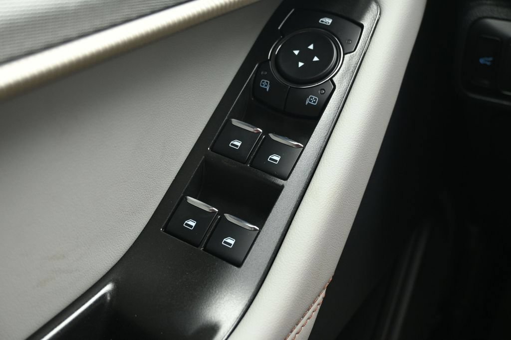 New 2026 Ford Explorer Active w/ Active Comfort Package RWD image 26