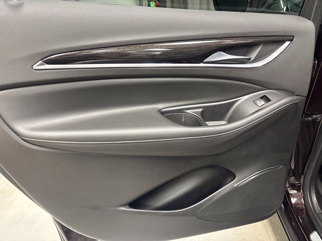 Used 2020 Buick Enclave Avenir w/ Trailering Package, 5000 lbs. AWD/4WD image 19