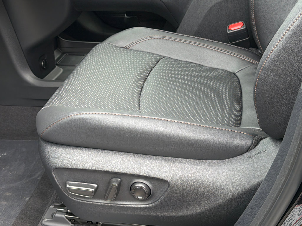 New 2026 Toyota Sienna Platinum AWD/4WD image 23