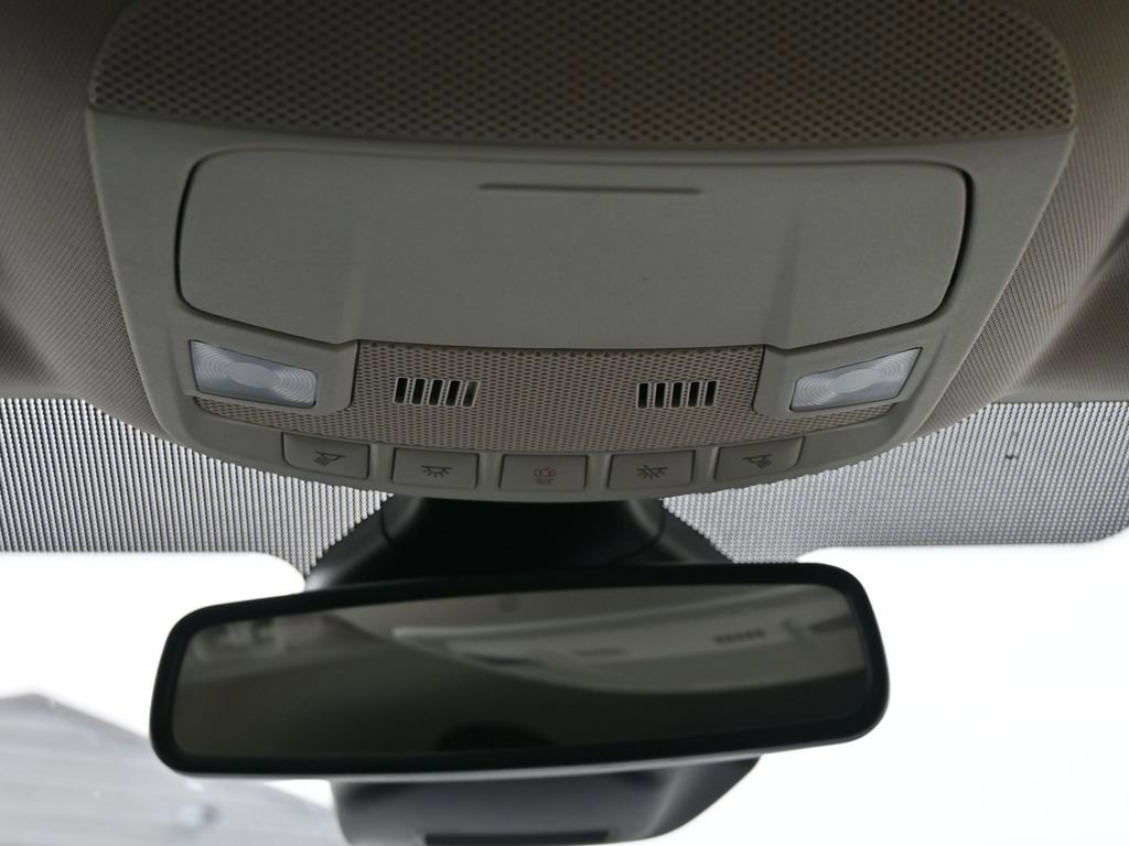 Used 2023 Ford Edge SEL image 29