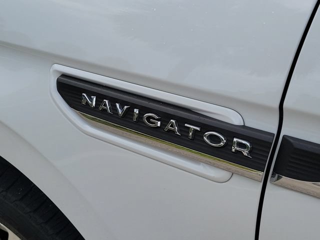 Certified 2022 Lincoln Navigator L Reserve RWD image 8