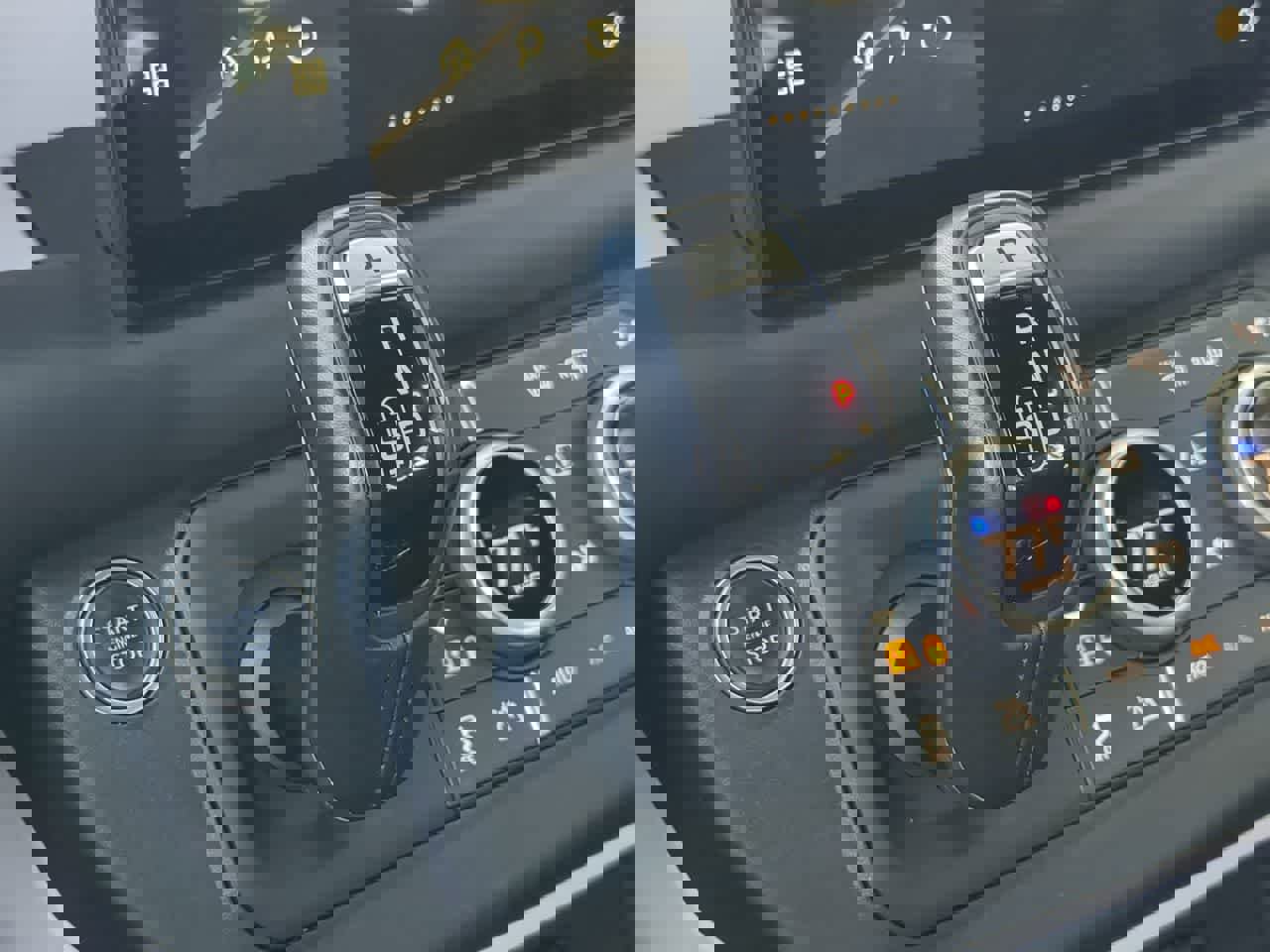 Used 2022 Land Rover Defender 110 XS Edition image 35