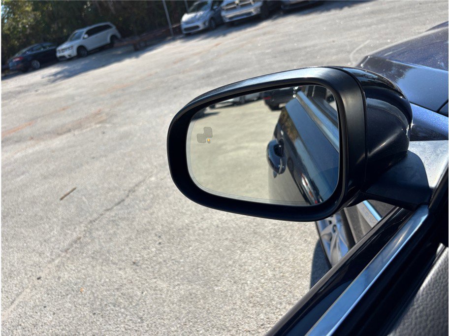 Used 2015 Jaguar XF Premium image 19