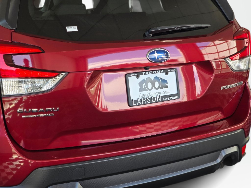 Used 2022 Subaru Forester Premium AWD/4WD image 13