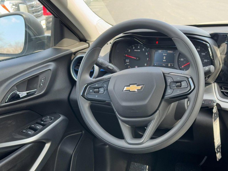 New 2026 Chevrolet Trax LS w/ Driver Confidence Package image 24