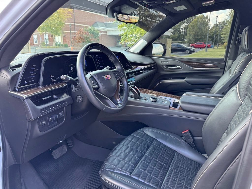 Certified 2023 Cadillac Escalade Sport Platinum w/ LPO, ONYX Package AWD/4WD image 16