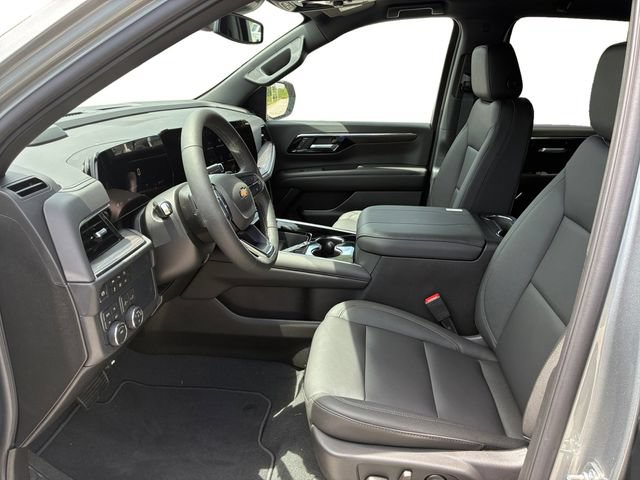 New 2026 Chevrolet Suburban LT w/ Comfort Package AWD/4WD image 11