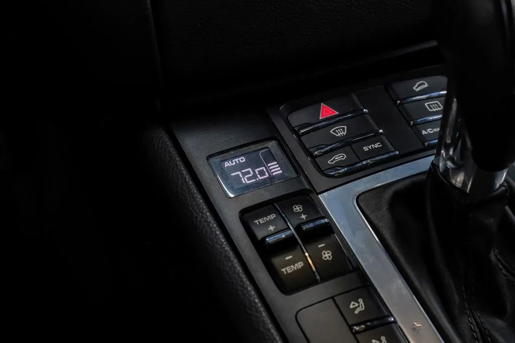 Used 2017 Porsche Macan S AWD/4WD image 33