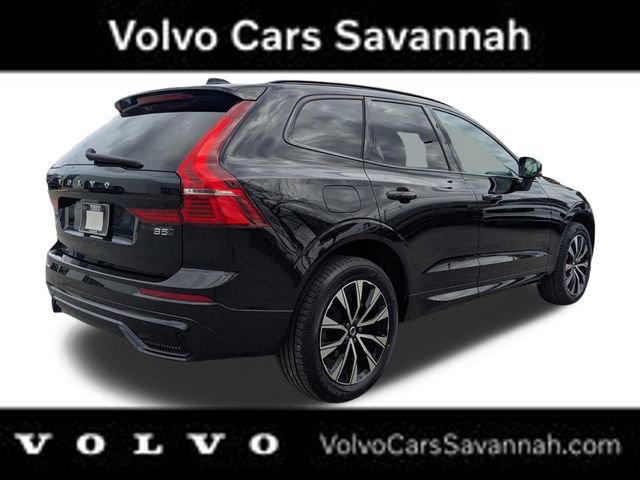 Certified 2025 Volvo XC60 B5 Core image 5