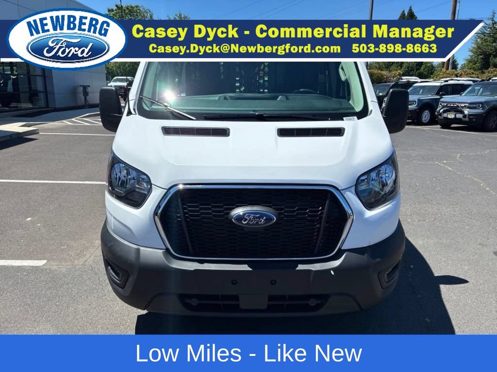 Used 2025 Ford Transit 250 Low Roof w/ Exterior Upgrade Package RWD image 2